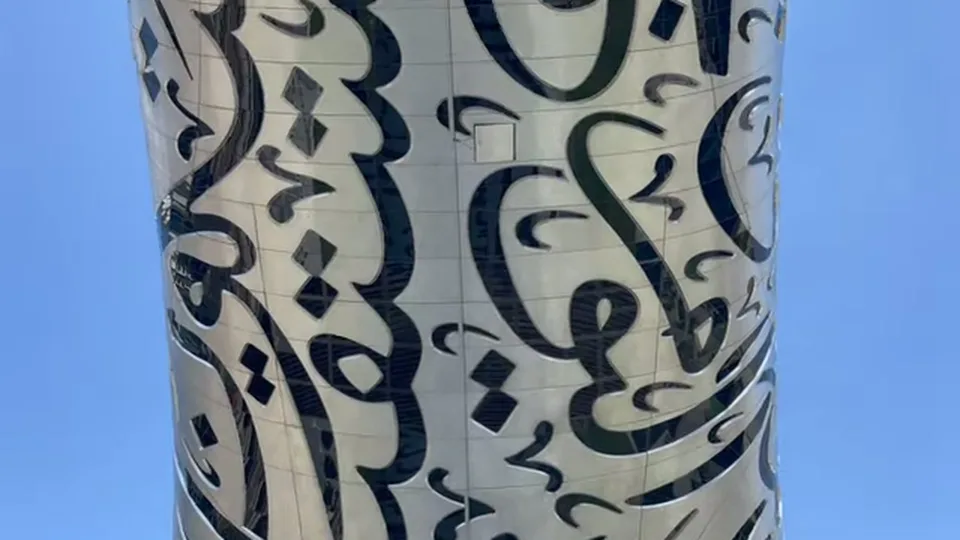 Как пользоваться метро Дубая: практический гид для короткой поездки